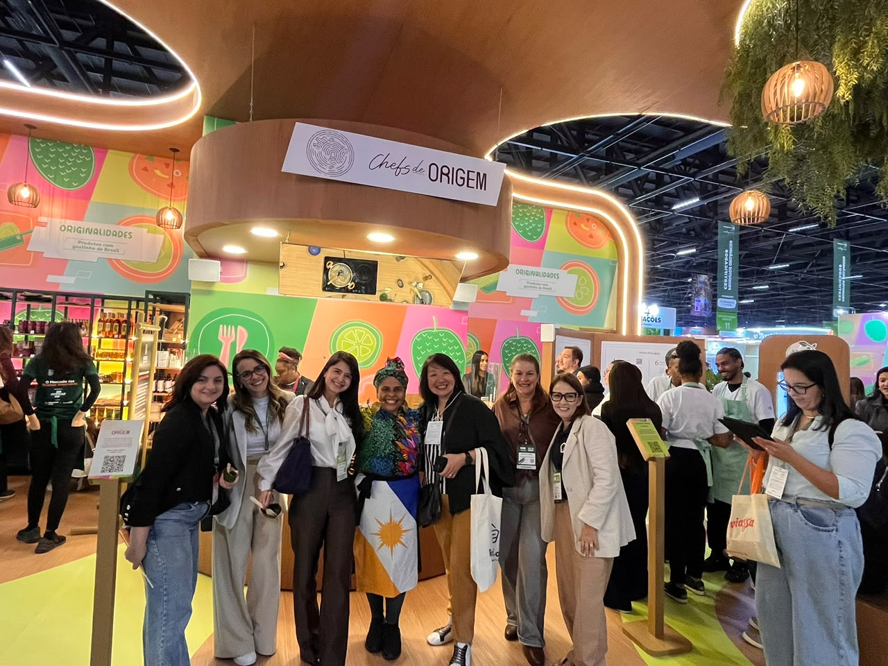 Estrutura de feira e evento organizada pela Raízes Gastronômicas